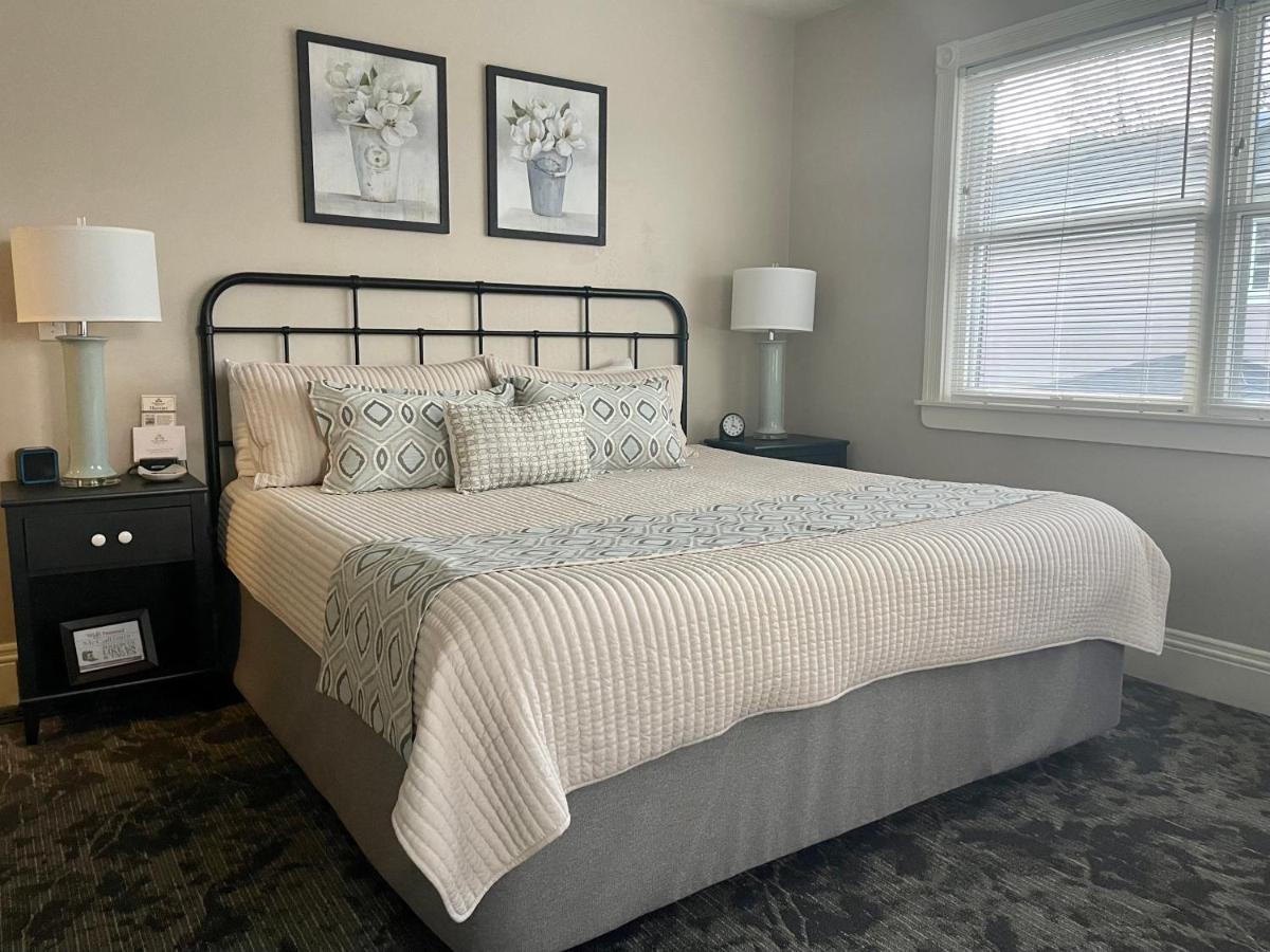Mccall House Boutique Hotel アシュランド エクステリア 写真
