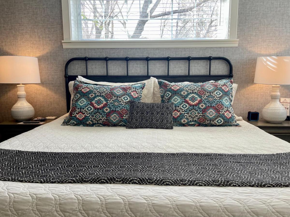 Mccall House Boutique Hotel アシュランド エクステリア 写真