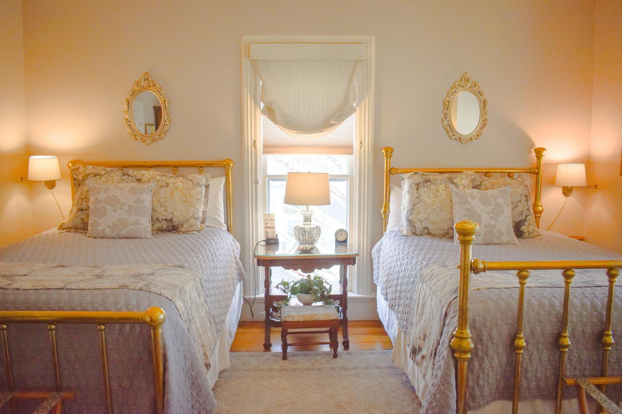 Mccall House Boutique Hotel アシュランド エクステリア 写真