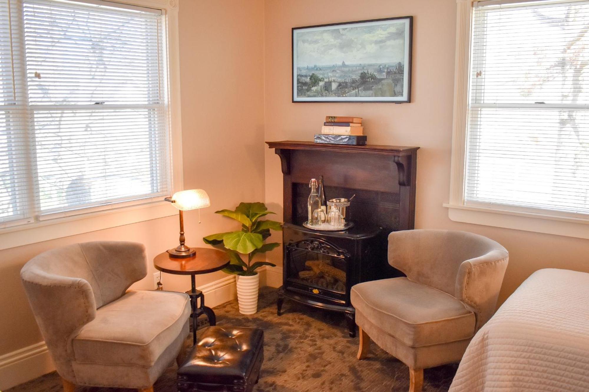 Mccall House Boutique Hotel アシュランド エクステリア 写真