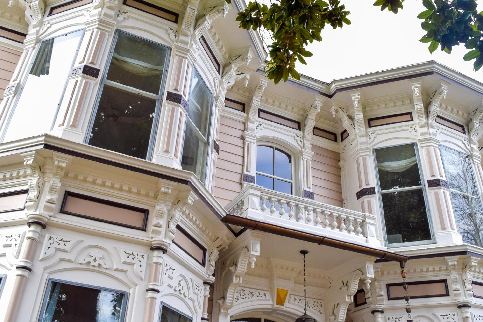 Mccall House Boutique Hotel アシュランド エクステリア 写真